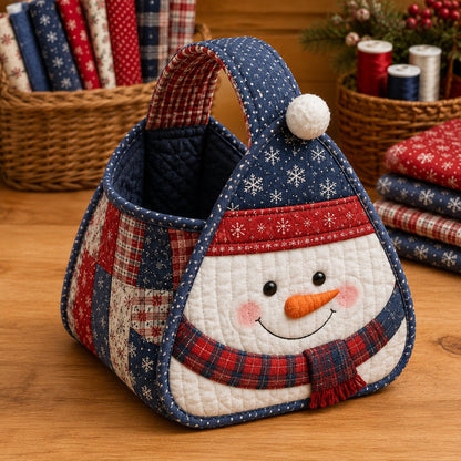 ⏳ Last Day 49% OFF – 🎄 Christmas Character Quilted Carry Basket | Padded Patchwork Fabrics, Layered Appliqué & Soft Carry Handle 🎁✨